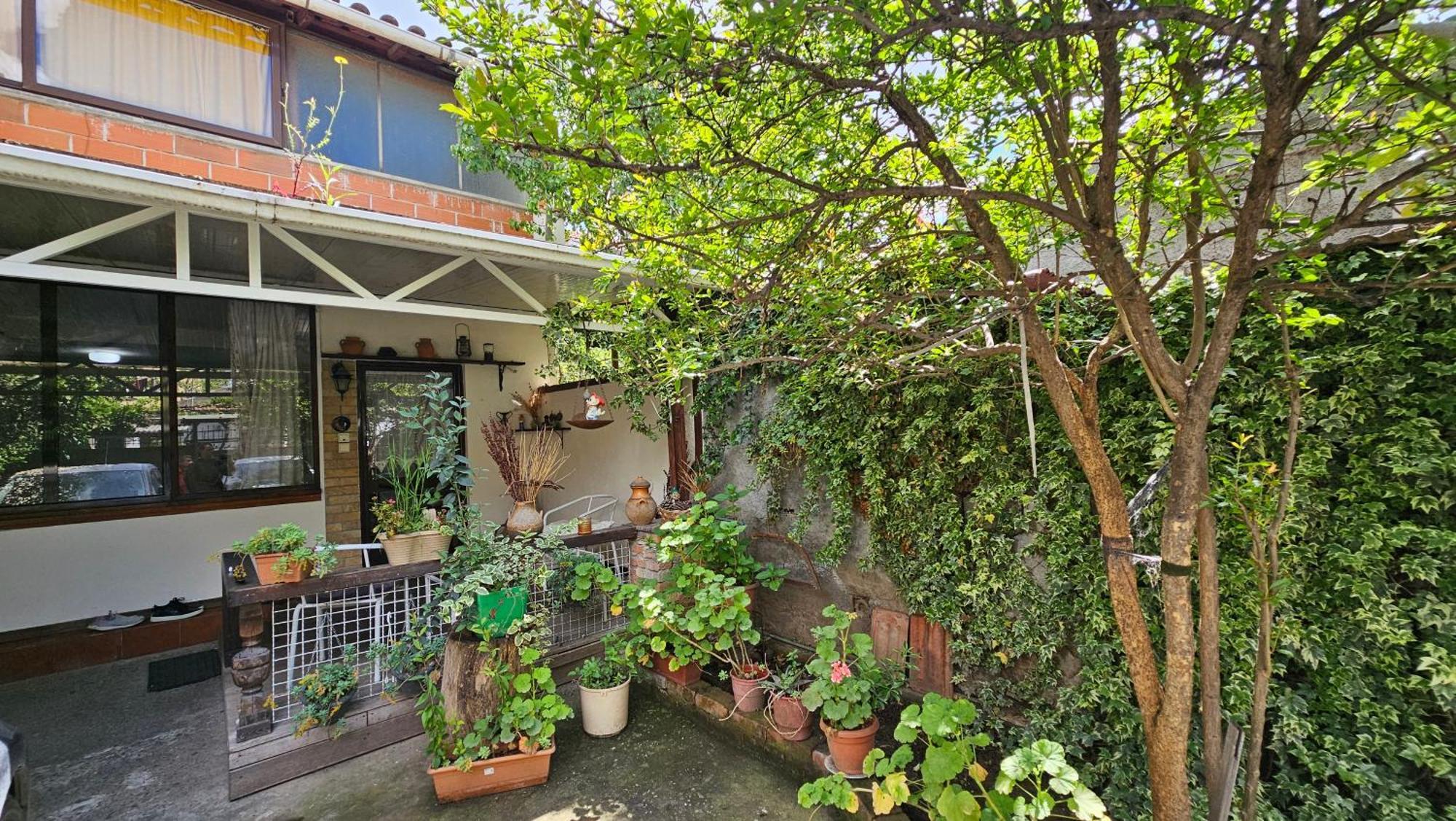 Angie'S Shared Villa Tam Tirana Exterior photo